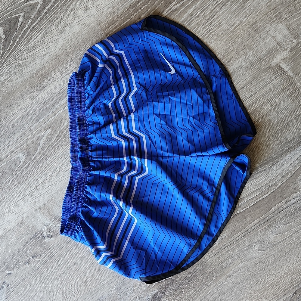 Nike Running Shorts Size L